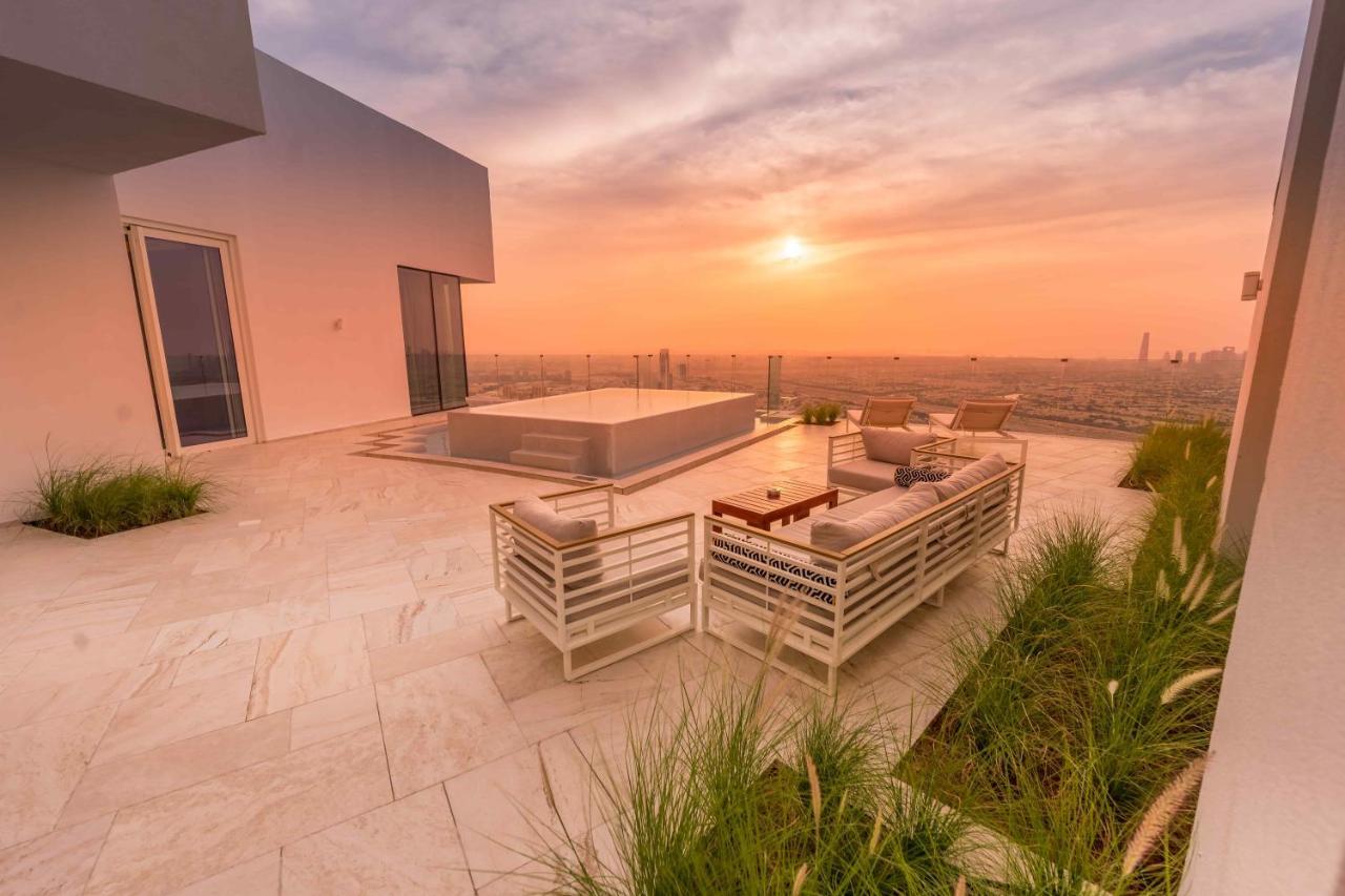 Five Jumeirah Village Dubai Esterno foto