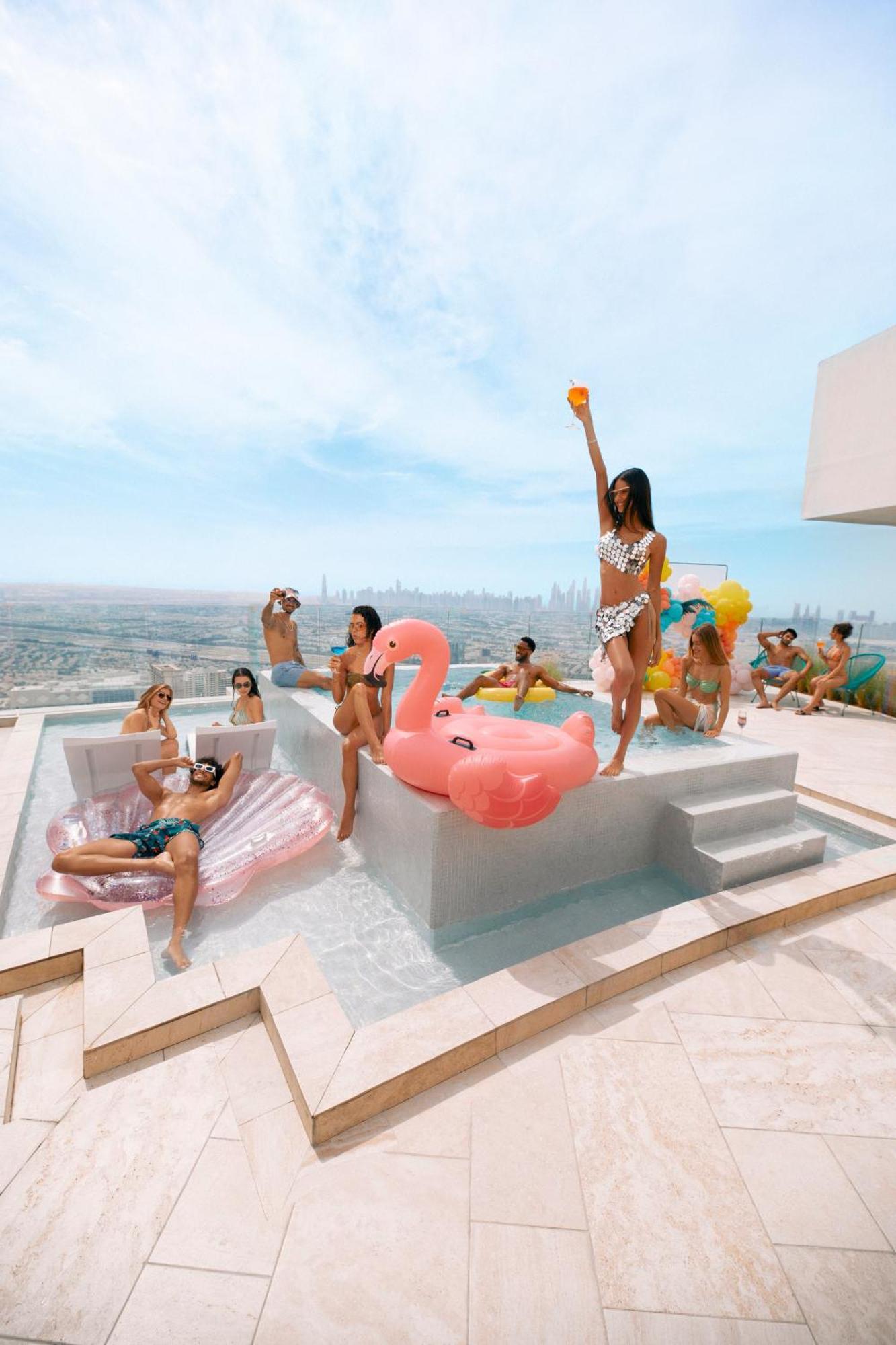 Five Jumeirah Village Dubai Esterno foto The rooftop pool at the SLS Las Vegas